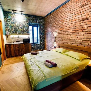 anbani-old-town.alltbilisihotels.com/