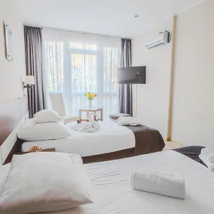 Hotel Wellness With Sauna Park ****
